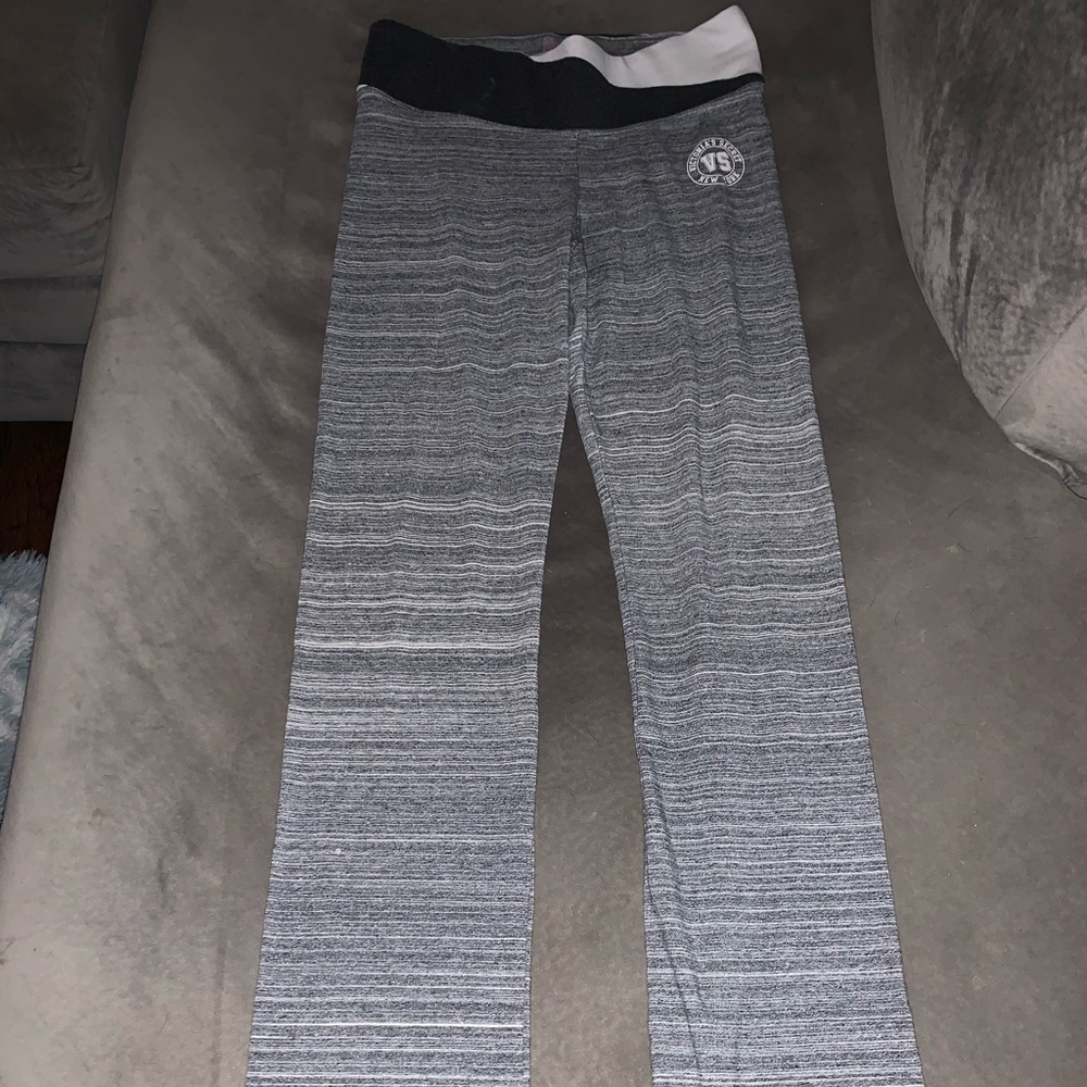 VICTORIAS SECRET SPORT YOGA PANTS